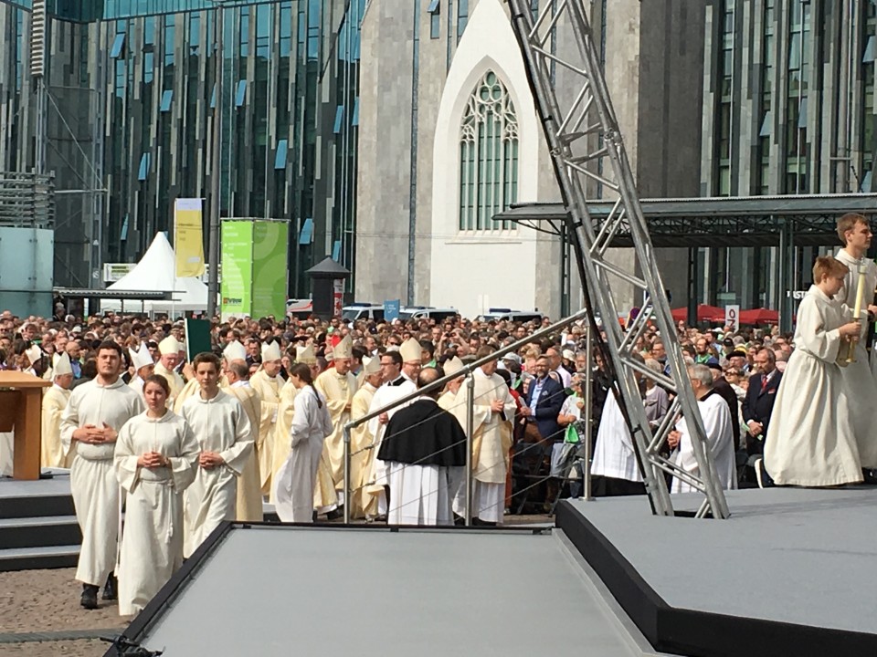 Eucharistiefeier zu Fronleichnam des 100. Katholikentages in Leipzig